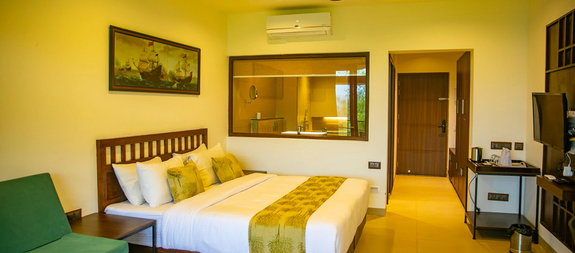 Tea Plantation View Queen Room
